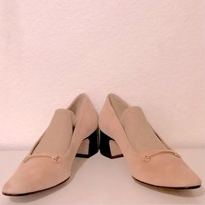 (NWOT) Gucci Vintage Suede Horse Bit Taupe Pink Mid-Heel Pointed Heels | 38C